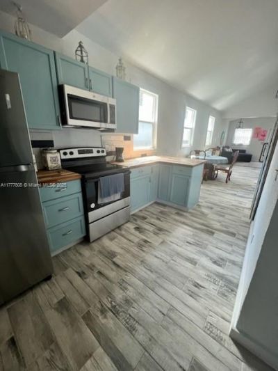 265 NW 80th St, Miami, FL 33150 Photo