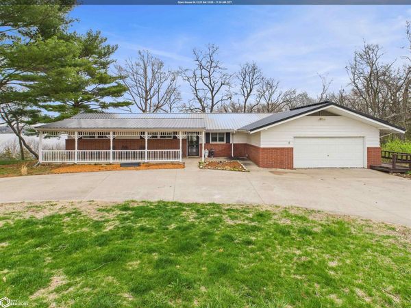 3295 Middle Road, Keokuk, IA 52632