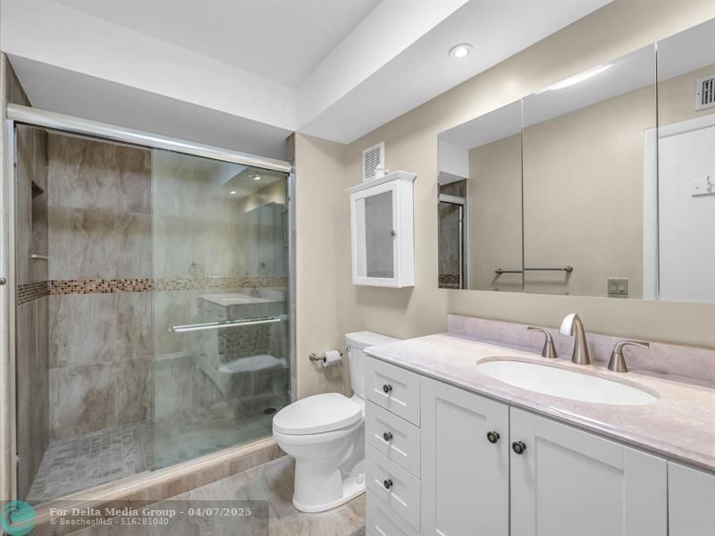 16300 Golf Club Road, Unit 719, Weston, FL 33326 Photo