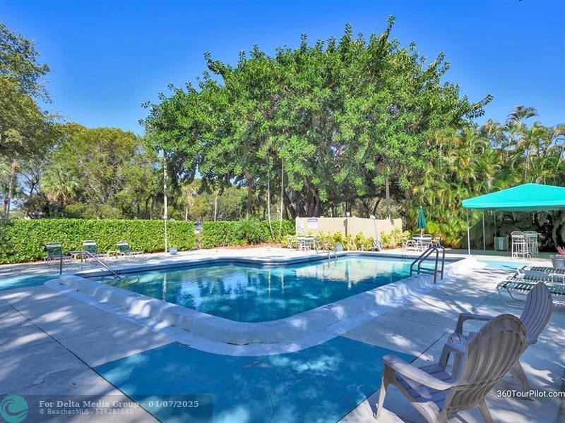 16300 Golf Club Road, Unit 719, Weston, FL 33326 Photo