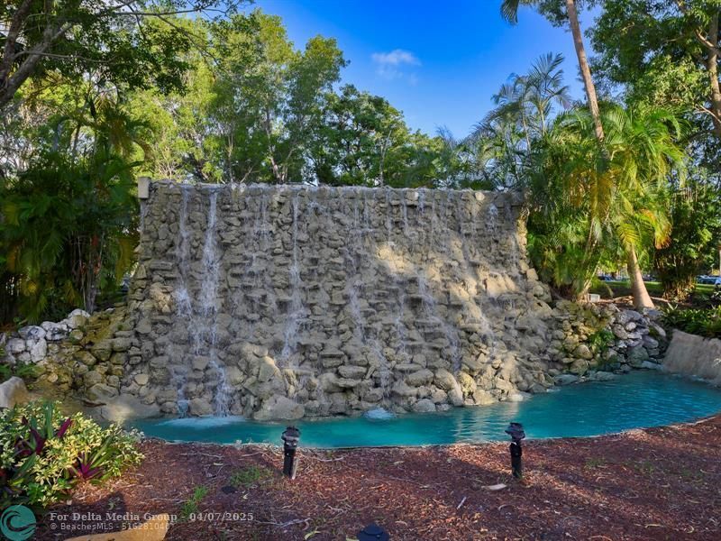 16300 Golf Club Road, Unit 719, Weston, FL 33326 Photo