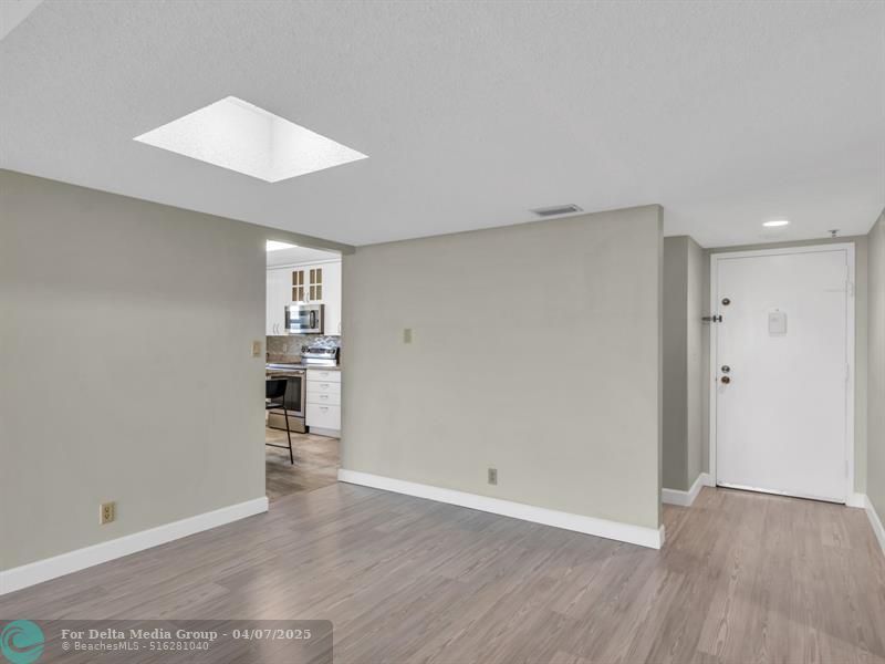 16300 Golf Club Road, Unit 719, Weston, FL 33326 Photo