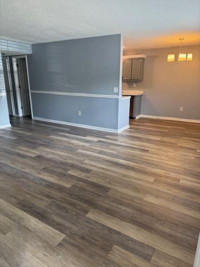 203 Oakmont Avenue Photo 2