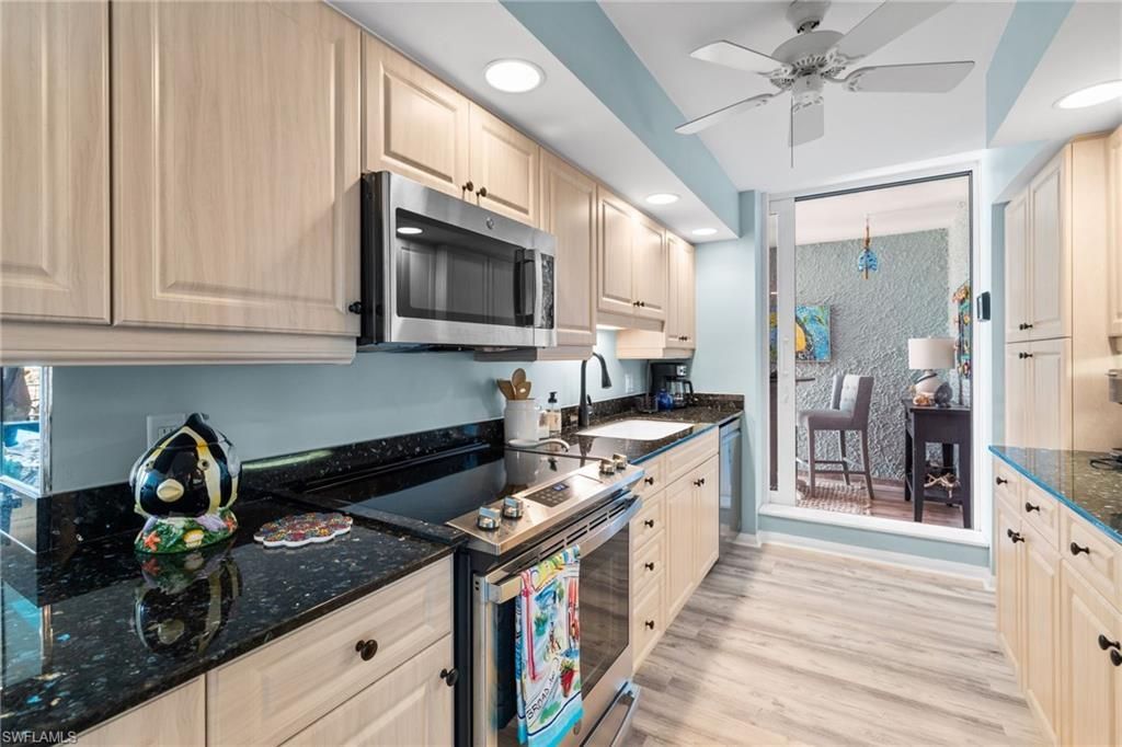 4001 Gulf Shore Blvd N, Unit 507, Naples, FL 34103 Photo