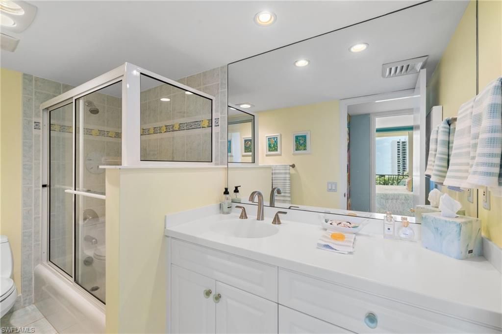 4001 Gulf Shore Blvd N, Unit 507, Naples, FL 34103 Photo