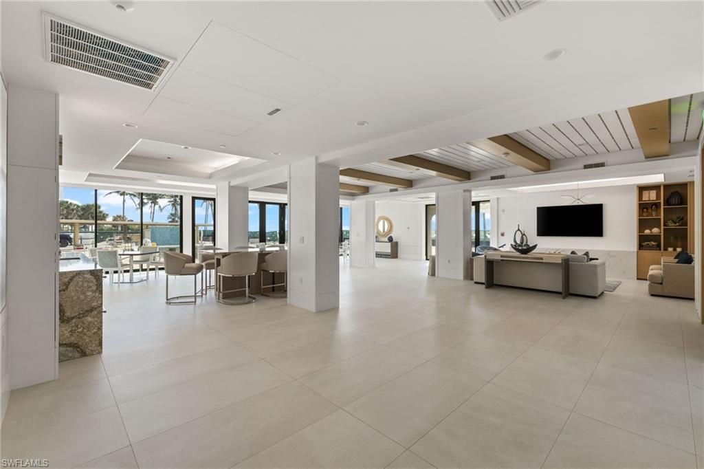 4001 Gulf Shore Blvd N, Unit 507, Naples, FL 34103 Photo