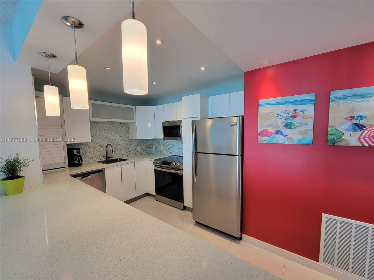 3505 S Ocean Dr, Unit 1011, Hollywood, FL 33019 Photo