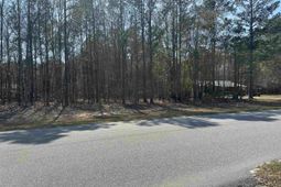 401 Inwood Street W photo 4