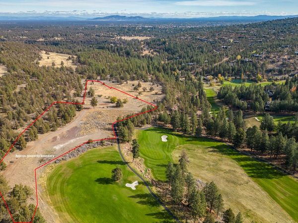 3955 NW Rocher Way, Bend, OR 97703