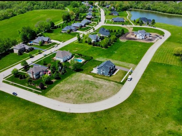 218 Whittemore Drive, Sycamore, IL 60178