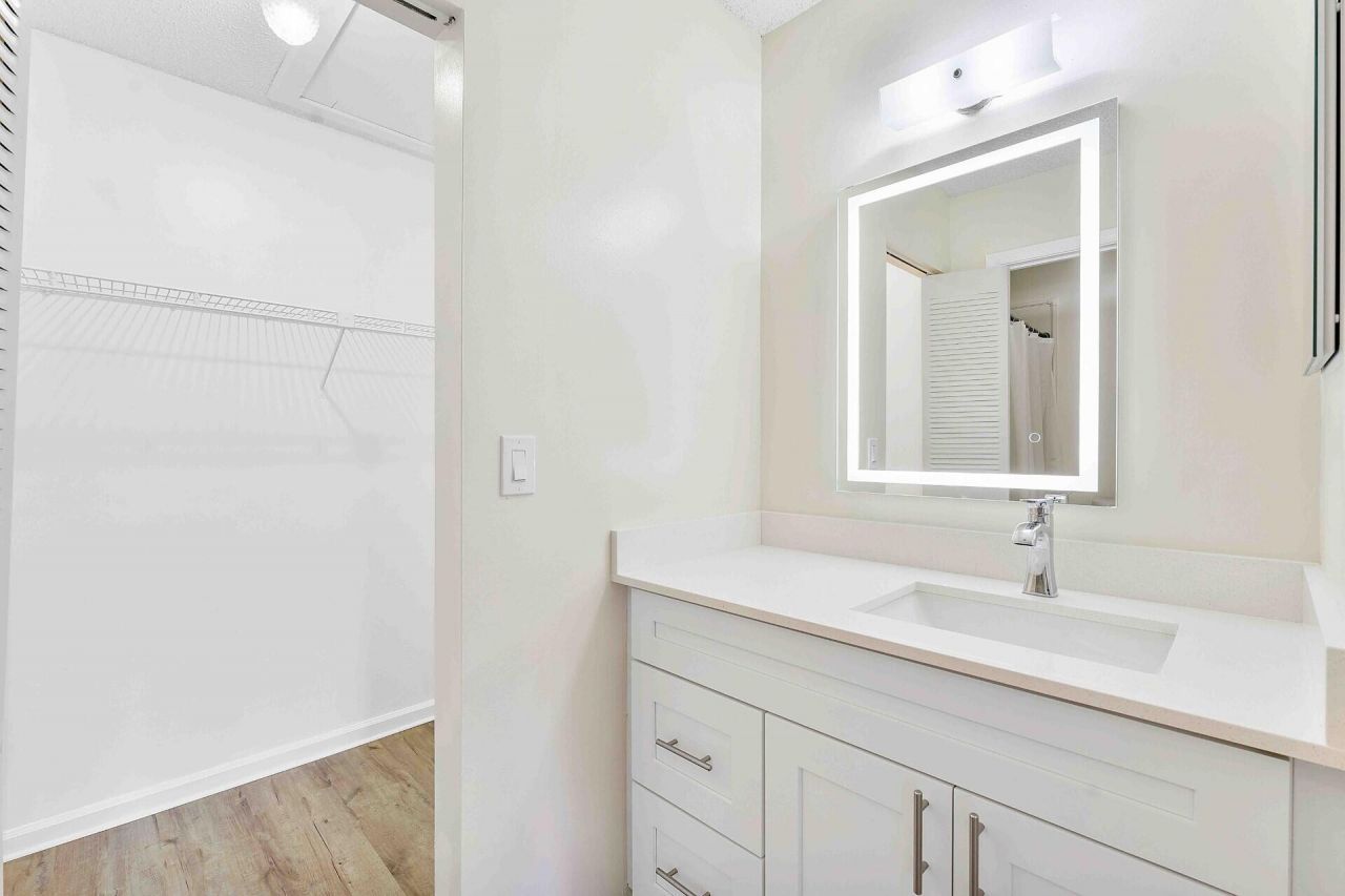 3375 Jaywood Terrace, Unit 2050, Boca Raton, FL 33431 Photo