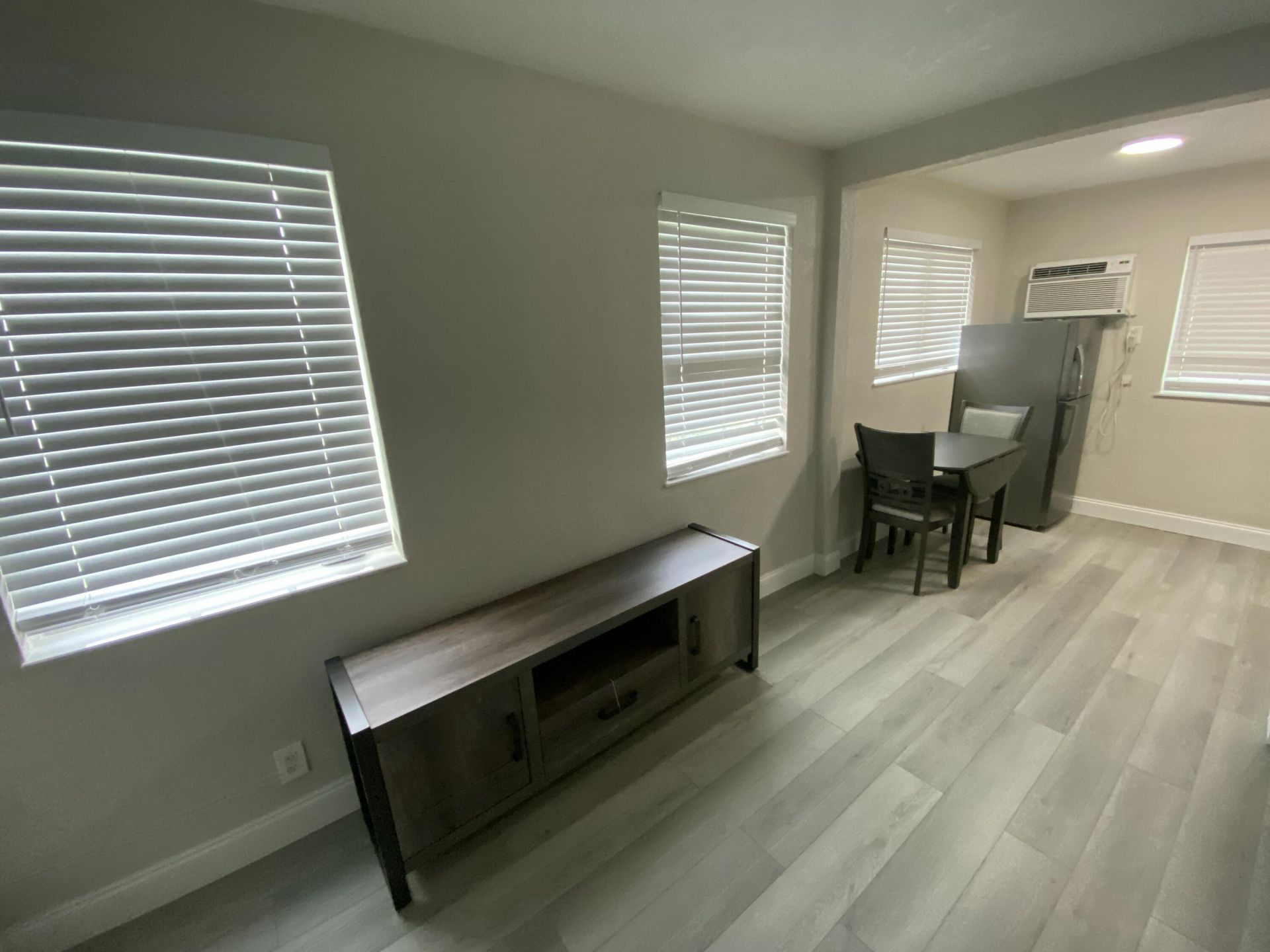 10 N Palmway, Unit 1, Lake Worth Beach, FL 33460 Photo