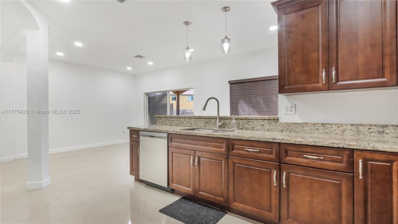 10219 SW 18th Ct, Unit 10219, Miramar, FL 33025 Photo