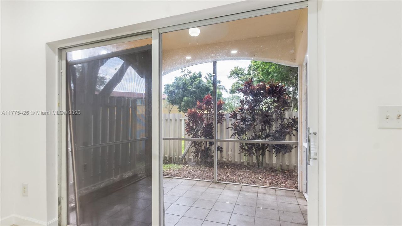 10219 SW 18th Ct, Unit 10219, Miramar, FL 33025 Photo