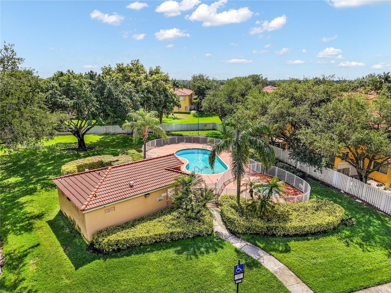 10219 SW 18th Ct, Unit 10219, Miramar, FL 33025 Photo