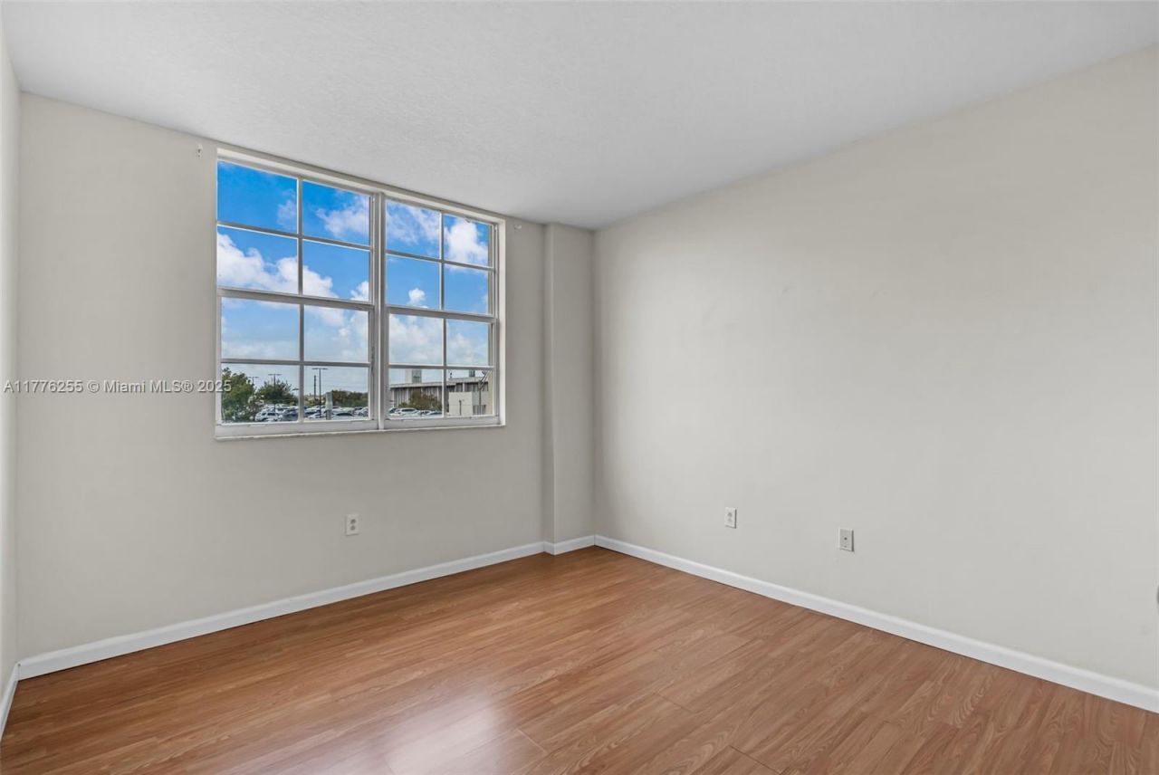 215 SW 42nd Ave, Unit 402, Miami, FL 33134 Photo