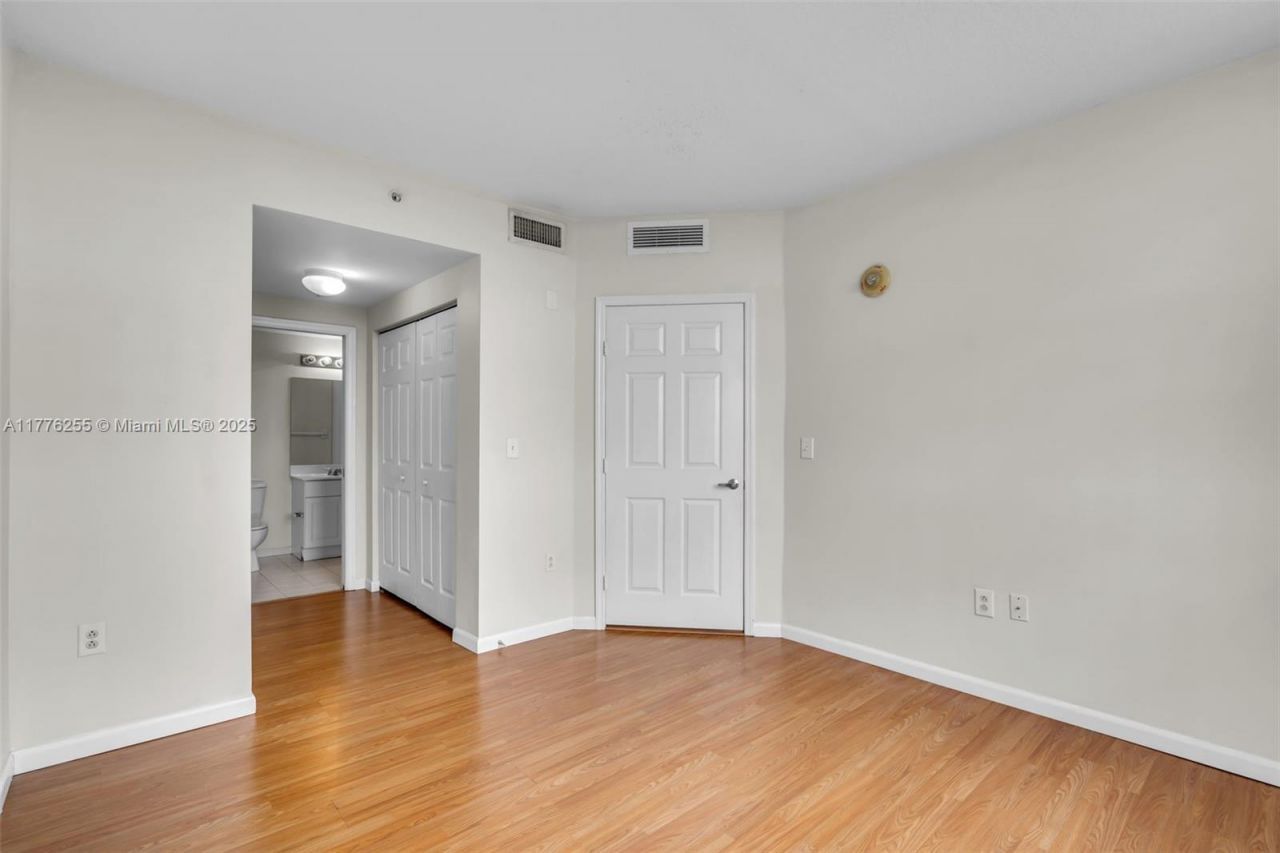 215 SW 42nd Ave, Unit 402, Miami, FL 33134 Photo