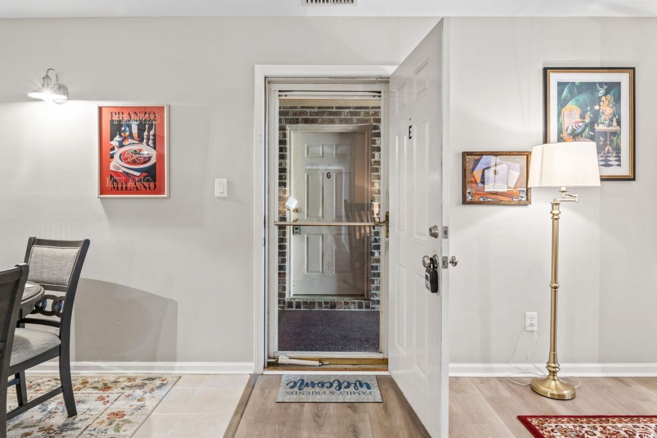 404 75th Ave. N Photo 4