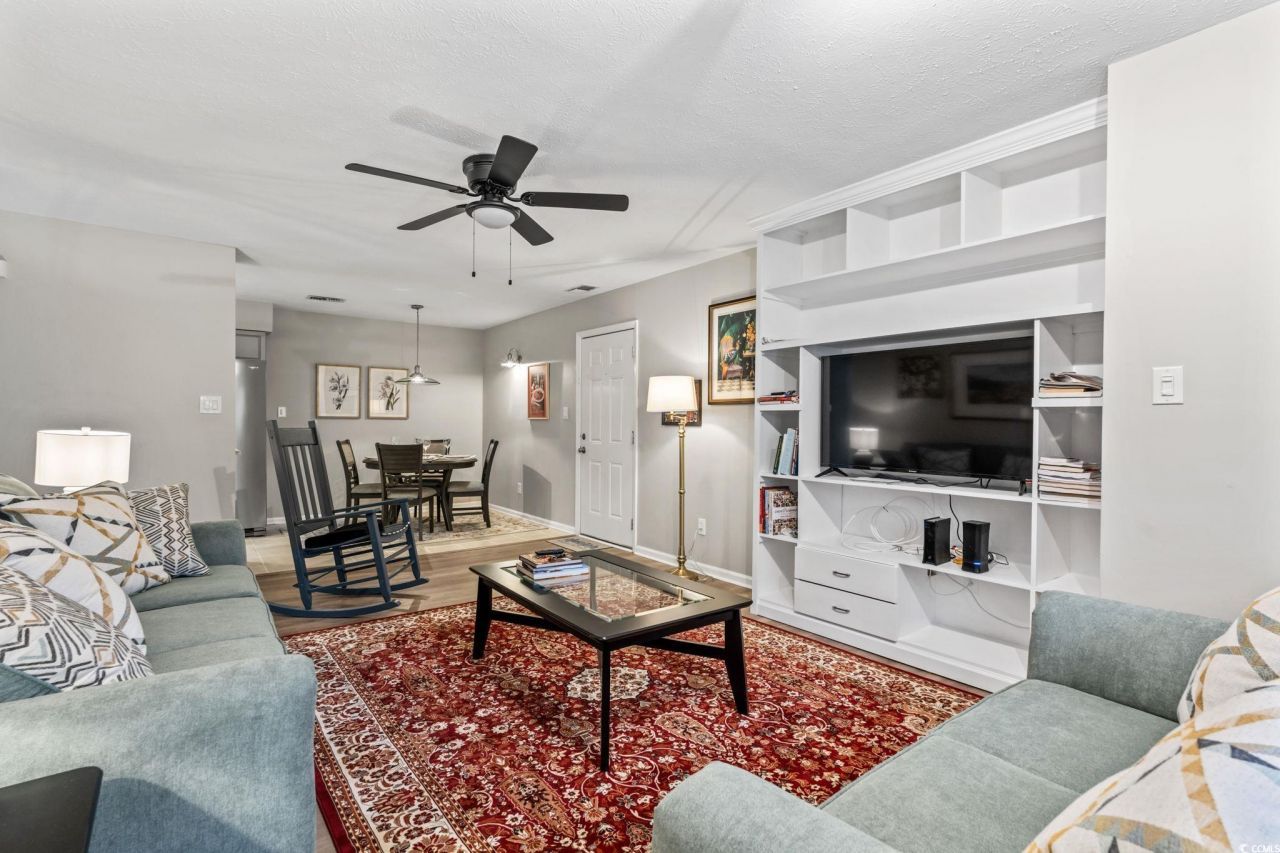 404 75th Ave. N Photo 5