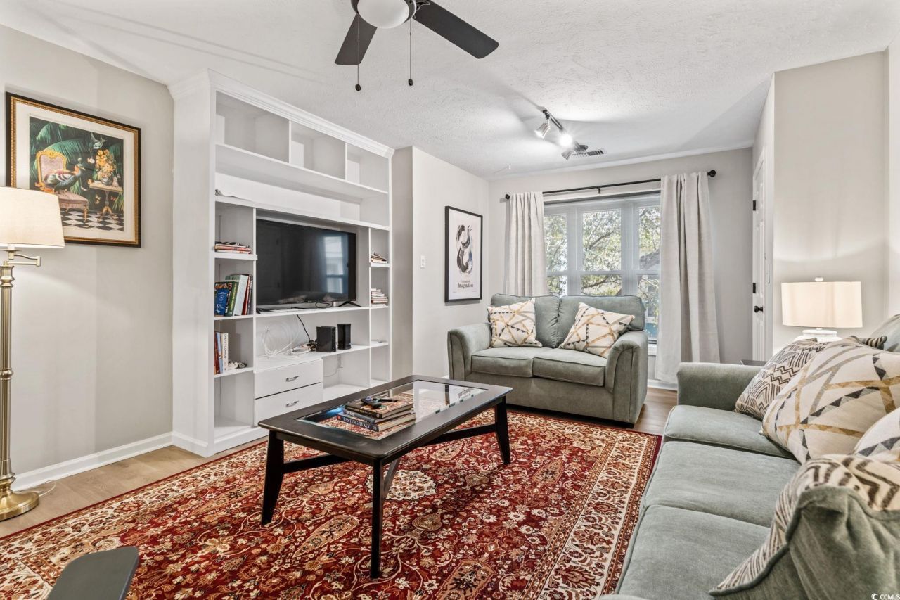 404 75th Ave. N Photo 7