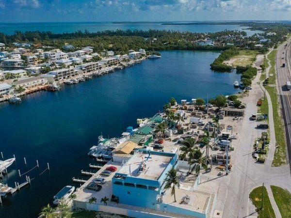 74560 Overseas Highway, ISLAMORADA, FL 33036