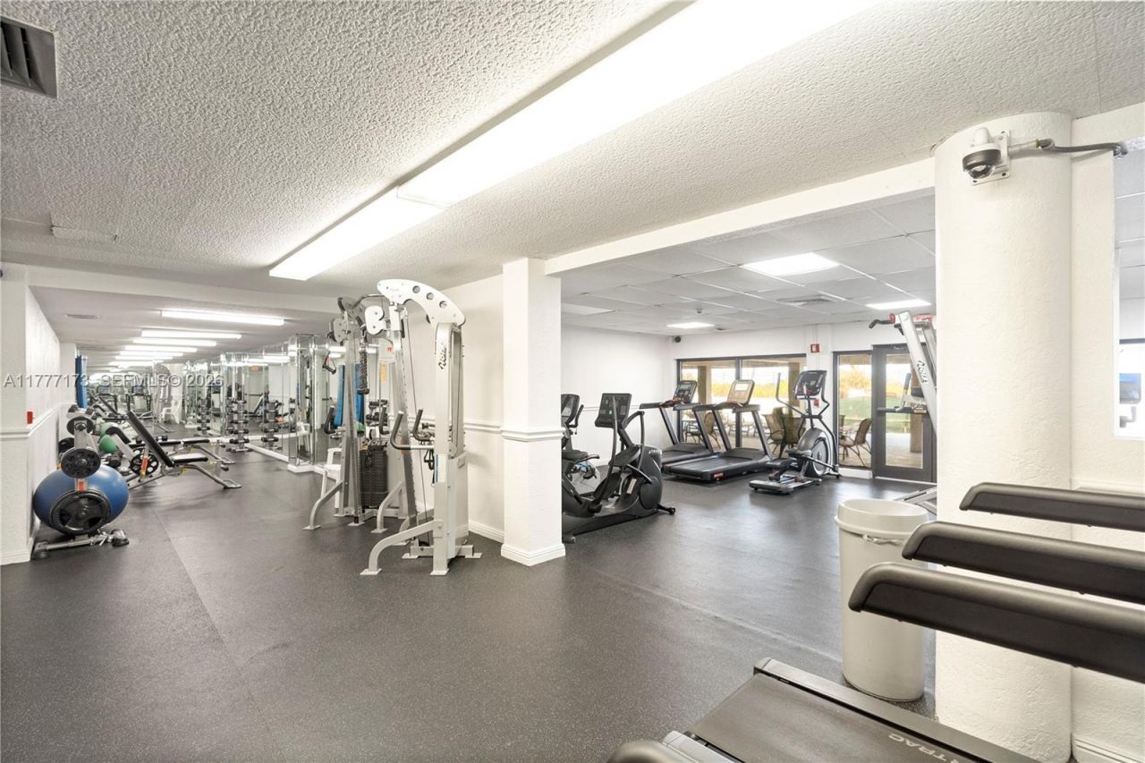 1950 S Ocean Dr, Unit 12H, Hallandale Beach, FL 33009 Photo