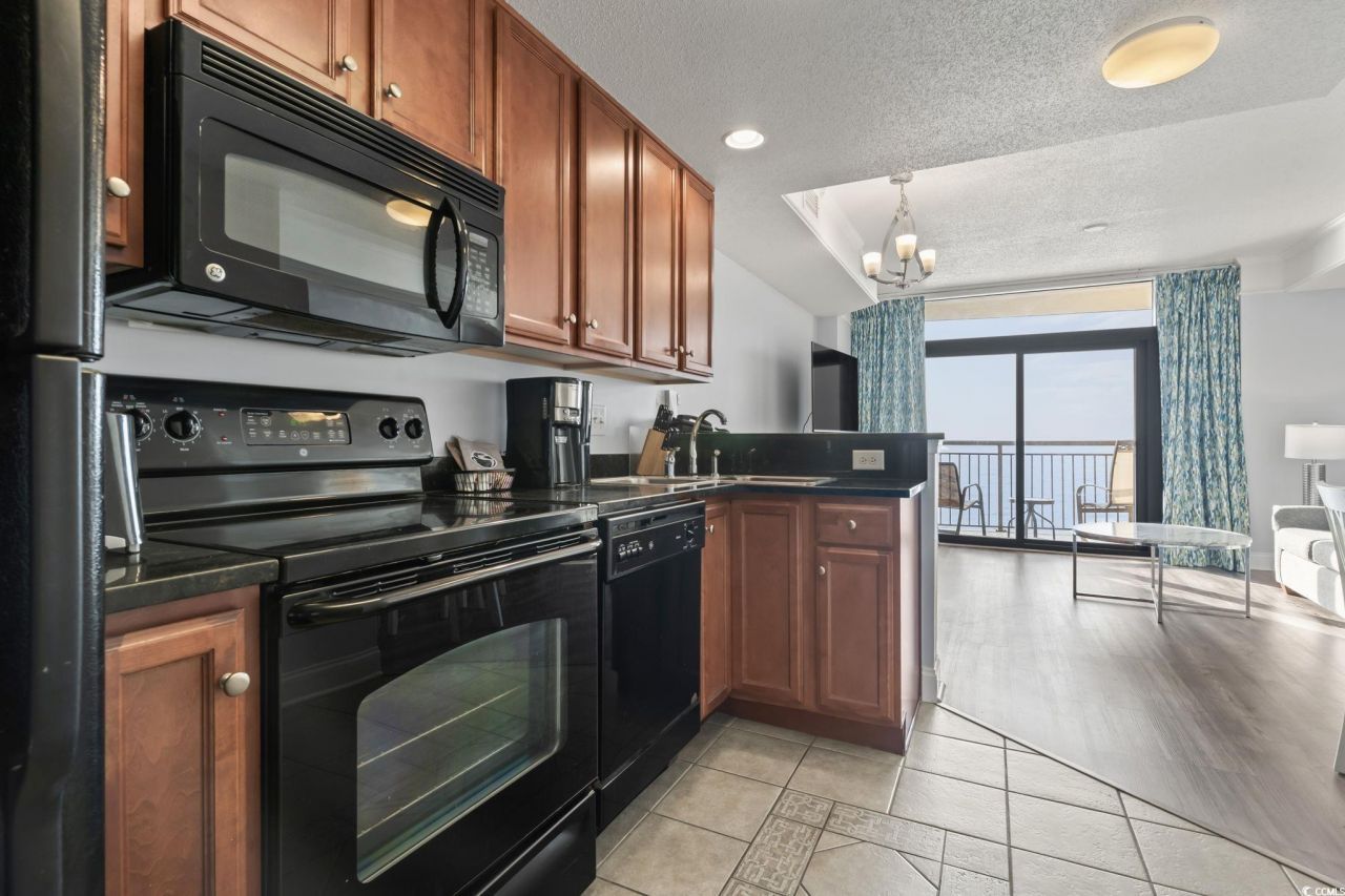 2600 N Ocean Blvd. Photo 4