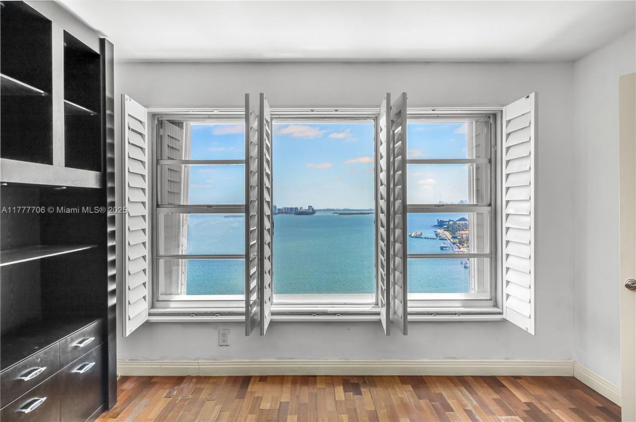 11111 Biscayne Blvd, Unit 16G, Miami, FL 33181 Photo