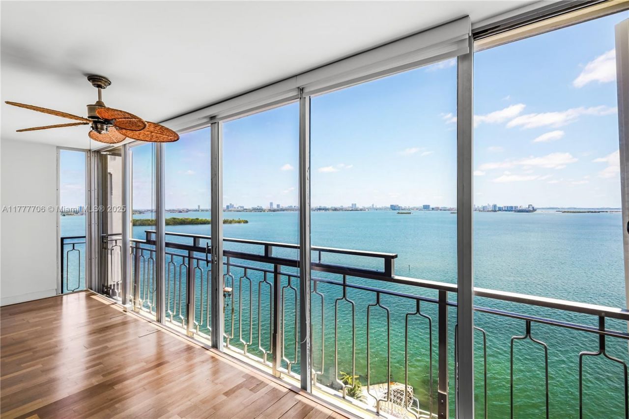 11111 Biscayne Blvd, Unit 16G, Miami, FL 33181 Photo