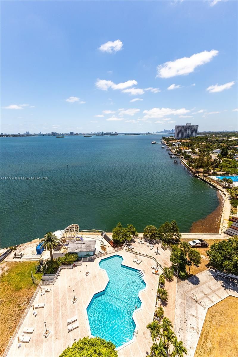 11111 Biscayne Blvd, Unit 16G, Miami, FL 33181 Photo