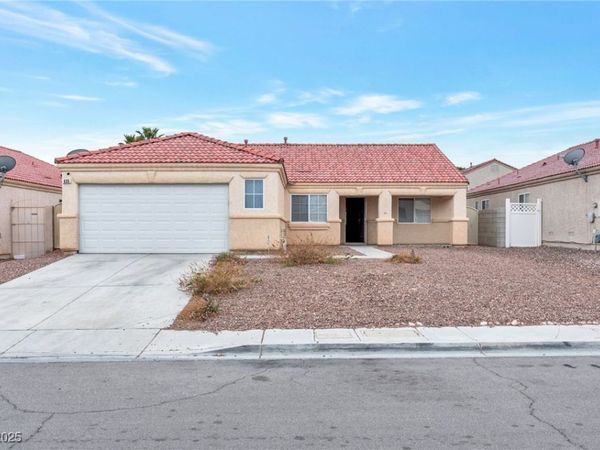 635 Dry Valley Avenue, North Las Vegas, NV 89031