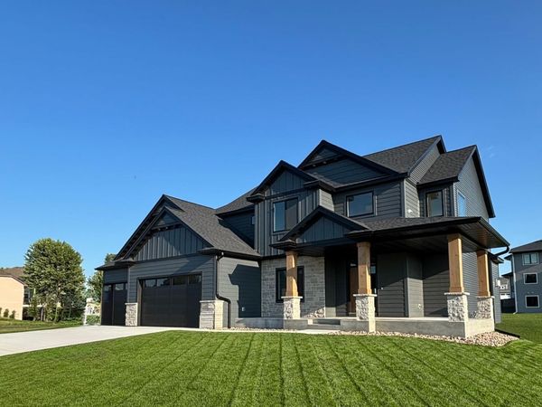 516 Somerby Parkway NE, Byron, MN 55920