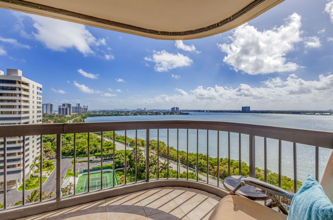 5380 N Ocean Drive, Unit 15 A, Singer Island, FL 33404 Photo