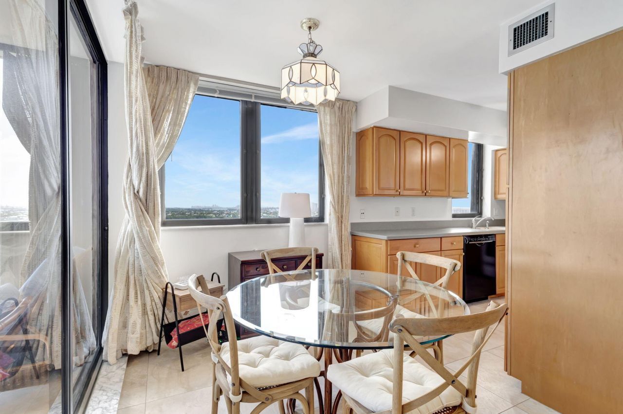 5380 N Ocean Drive, Unit 15 A, Singer Island, FL 33404 Photo