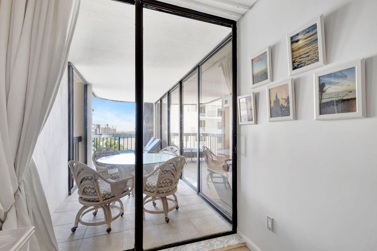 5380 N Ocean Drive, Unit 15 A, Singer Island, FL 33404 Photo