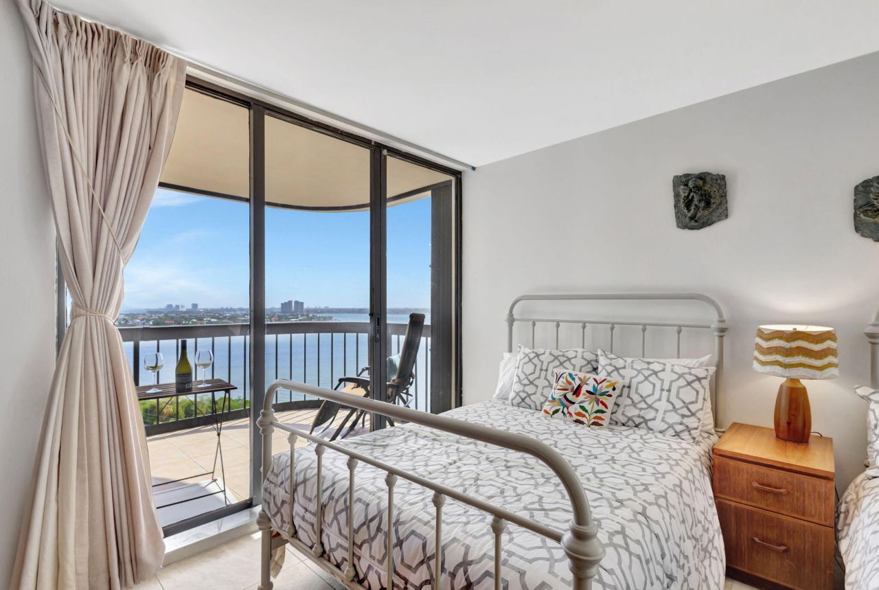 5380 N Ocean Drive, Unit 15 A, Singer Island, FL 33404 Photo