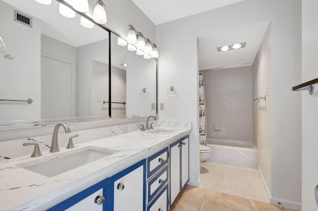 5380 N Ocean Drive, Unit 15 A, Singer Island, FL 33404 Photo