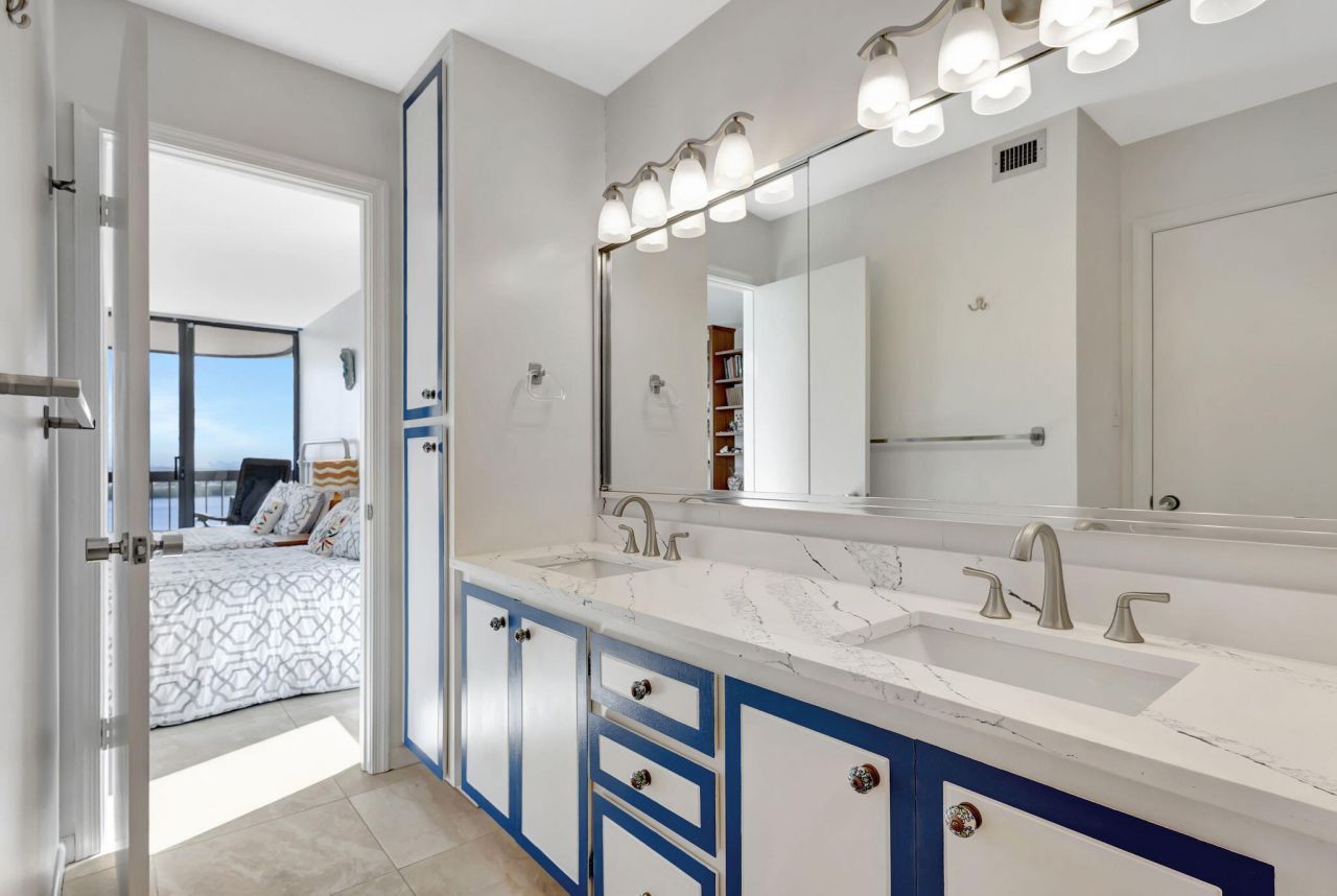 5380 N Ocean Drive, Unit 15 A, Singer Island, FL 33404 Photo