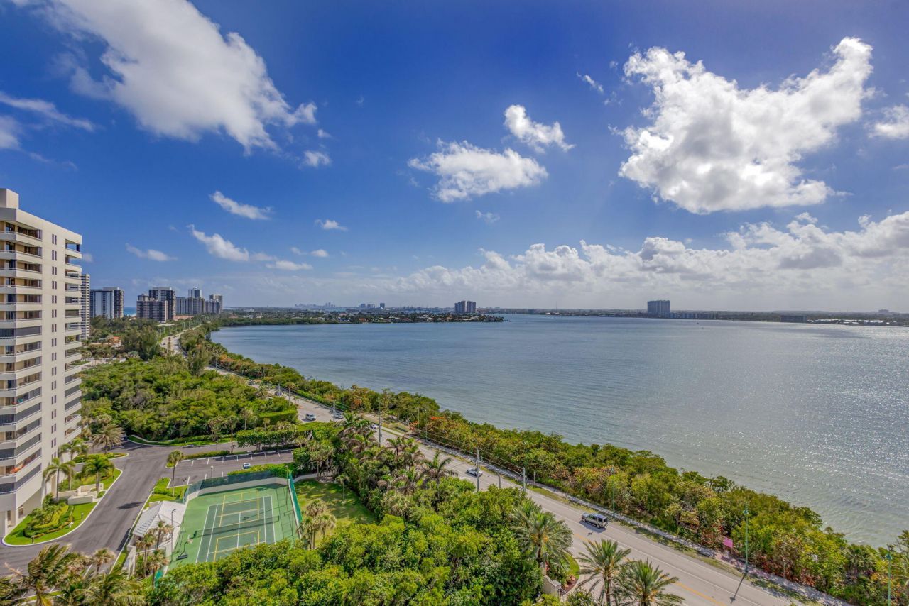 5380 N Ocean Drive, Unit 15 A, Singer Island, FL 33404 Photo