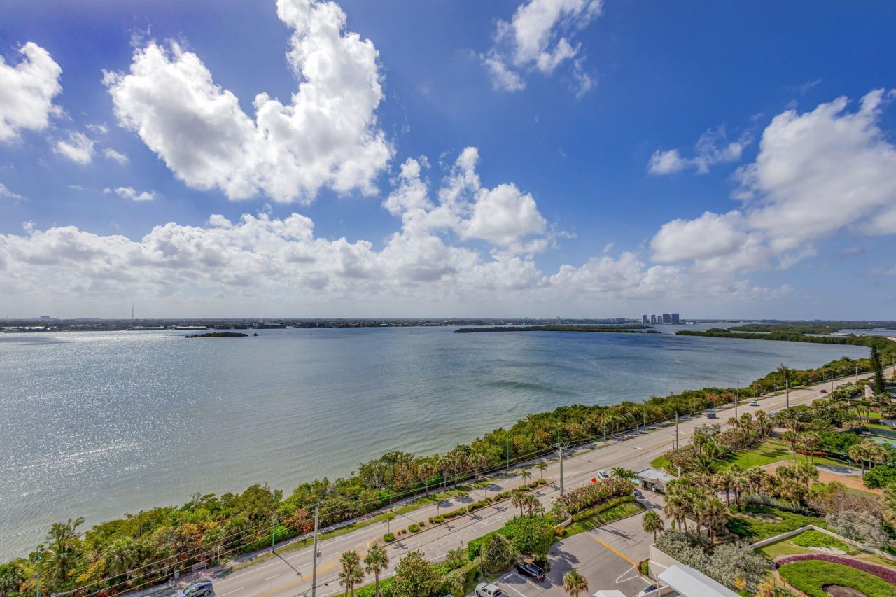 5380 N Ocean Drive, Unit 15 A, Singer Island, FL 33404 Photo