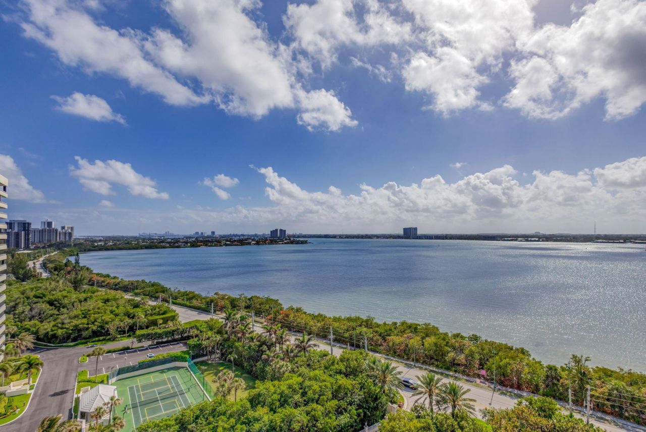 5380 N Ocean Drive, Unit 15 A, Singer Island, FL 33404 Photo