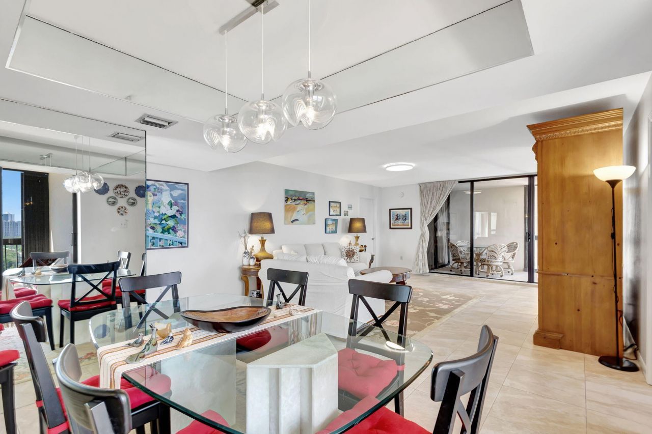 5380 N Ocean Drive, Unit 15 A, Singer Island, FL 33404 Photo