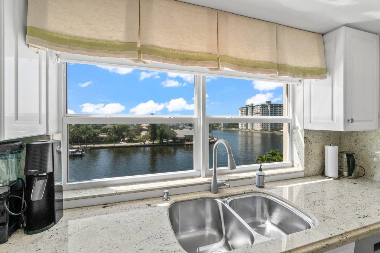 400 Seasage Drive, Unit 506, Delray Beach, FL 33483 Photo