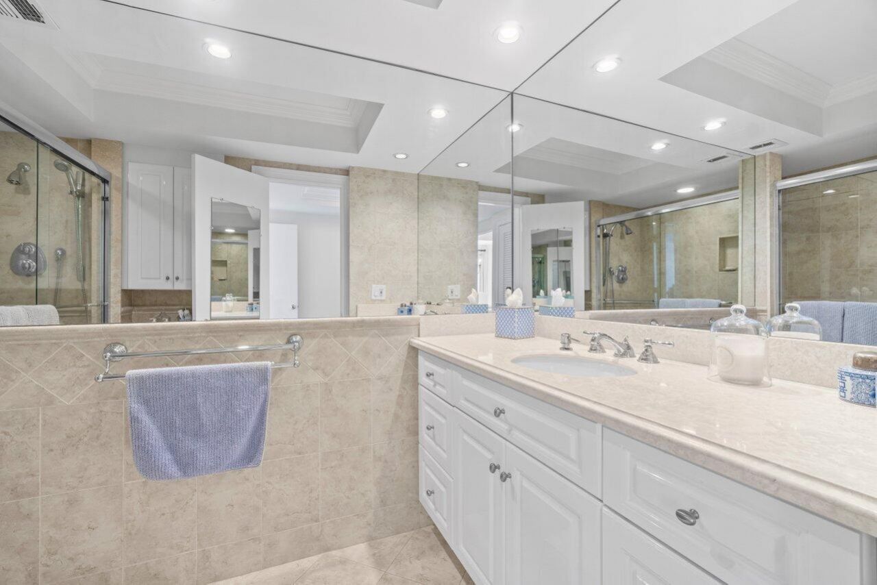 400 Seasage Drive, Unit 506, Delray Beach, FL 33483 Photo