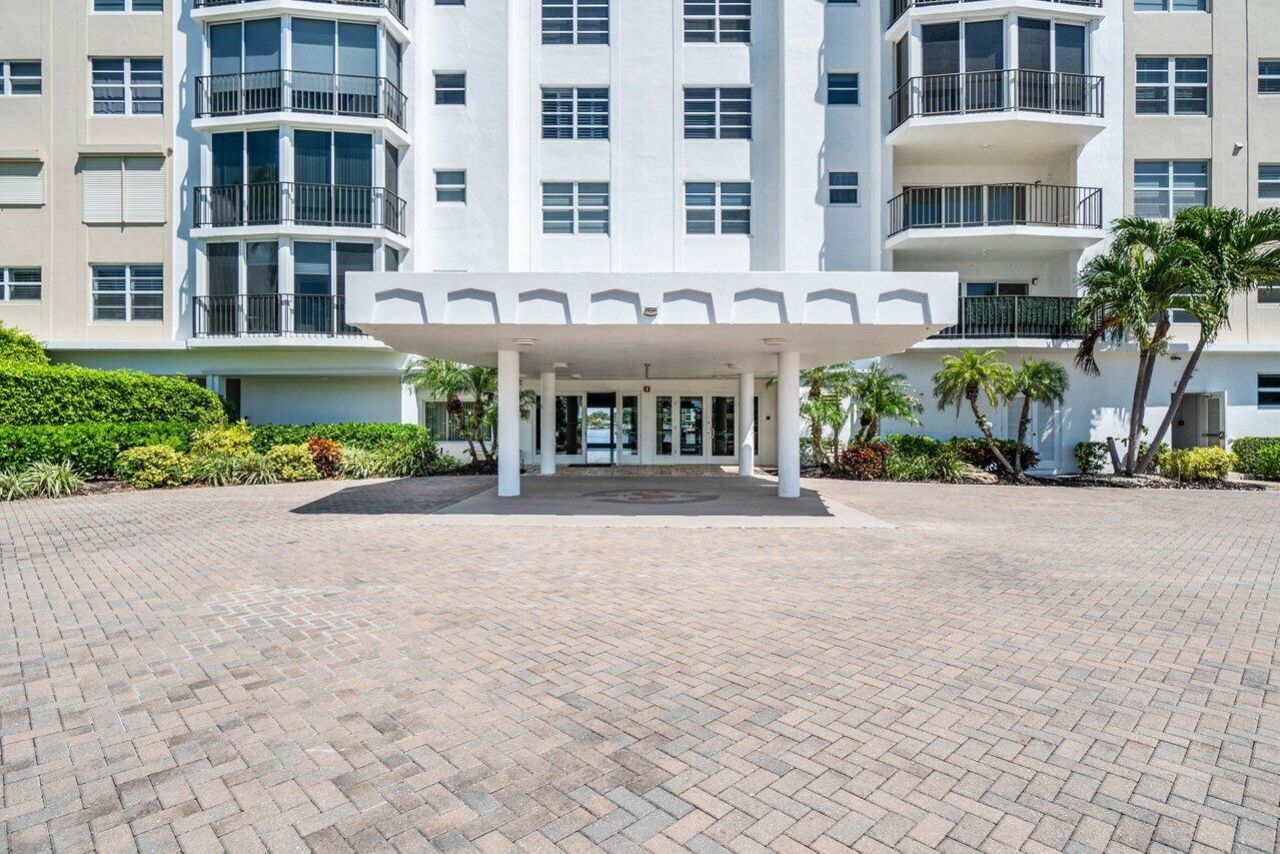 400 Seasage Drive, Unit 506, Delray Beach, FL 33483 Photo