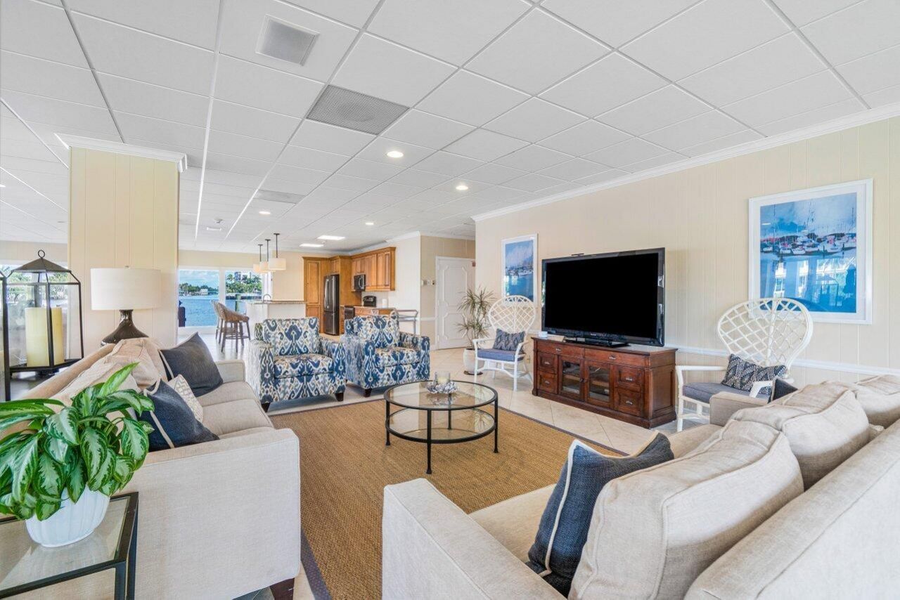 400 Seasage Drive, Unit 506, Delray Beach, FL 33483 Photo