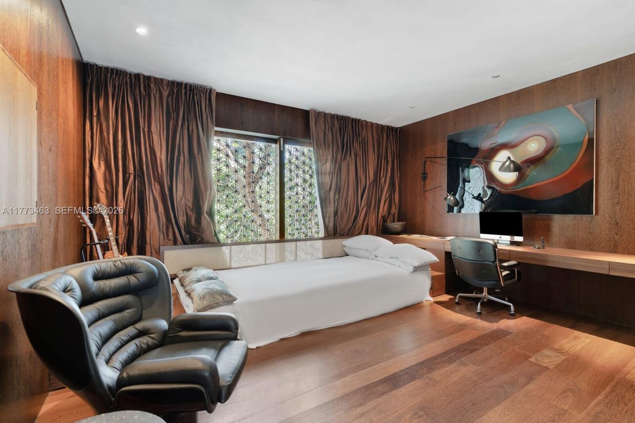 1500 W 23rd St, Miami Beach, FL 33140 Photo