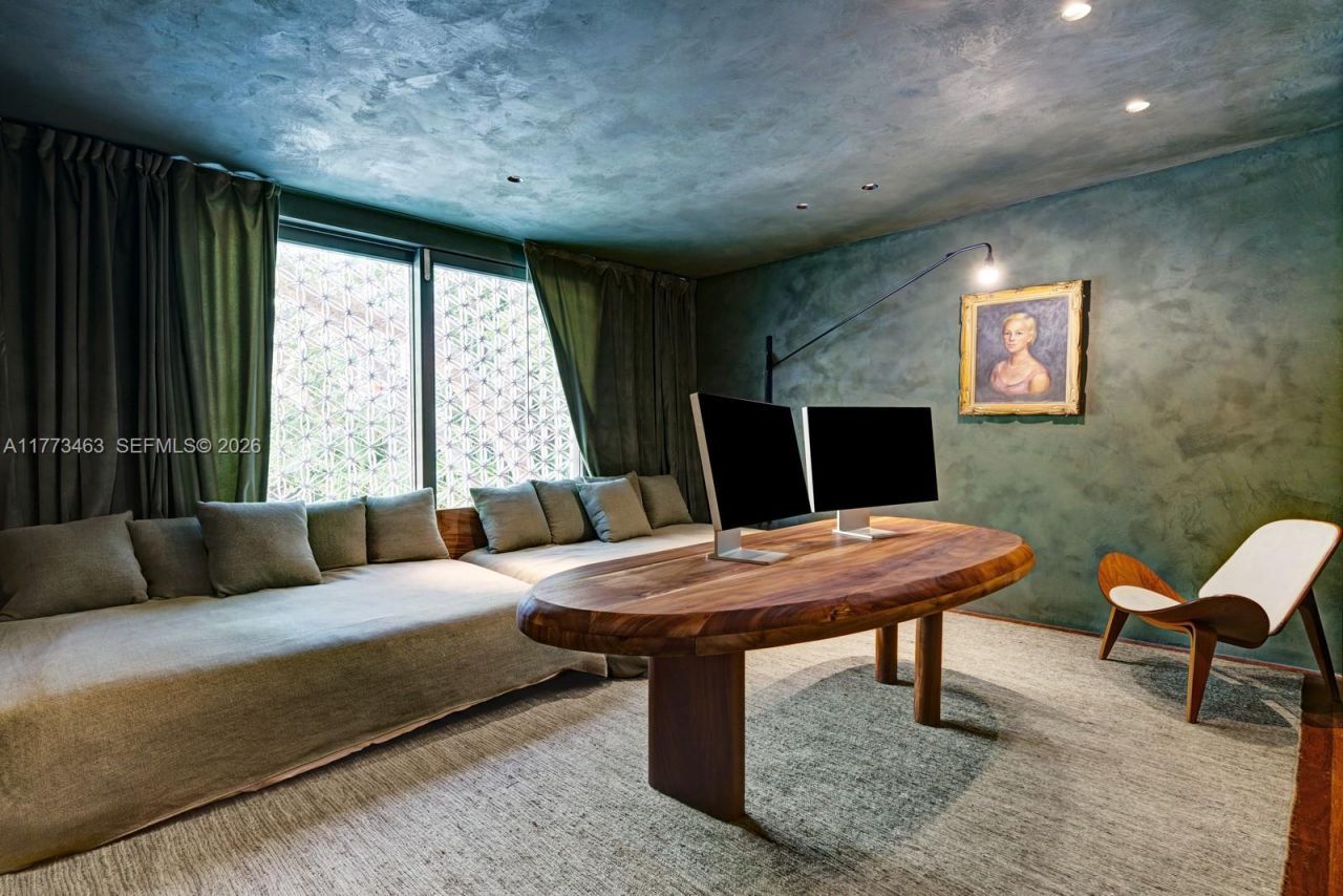 1500 W 23rd St, Miami Beach, FL 33140 Photo