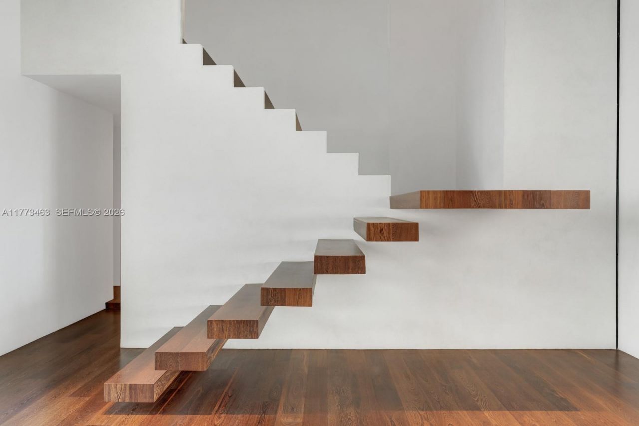 1500 W 23rd St, Miami Beach, FL 33140 Photo