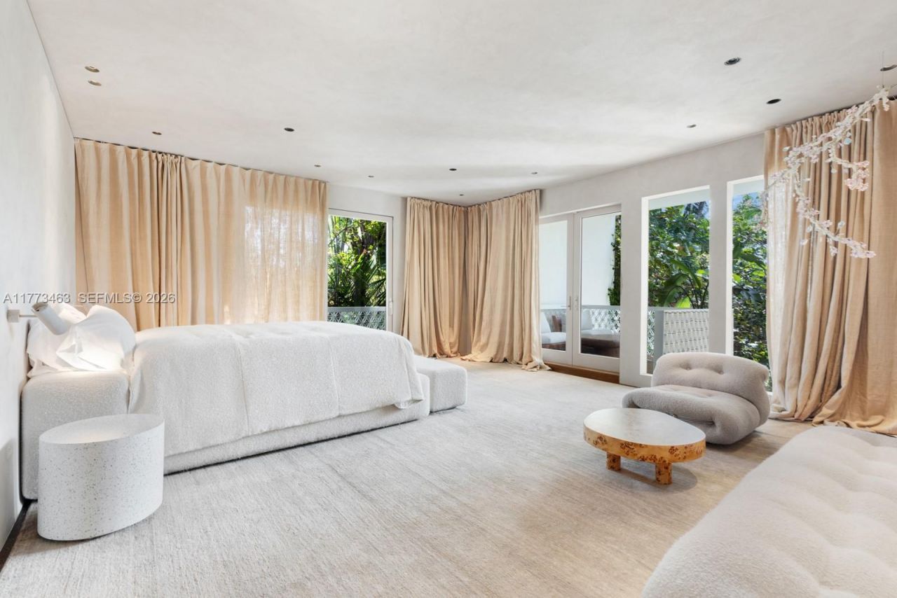 1500 W 23rd St, Miami Beach, FL 33140 Photo